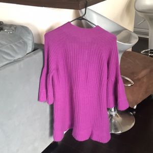 Purple bcbg ruffle sleeves and bottom